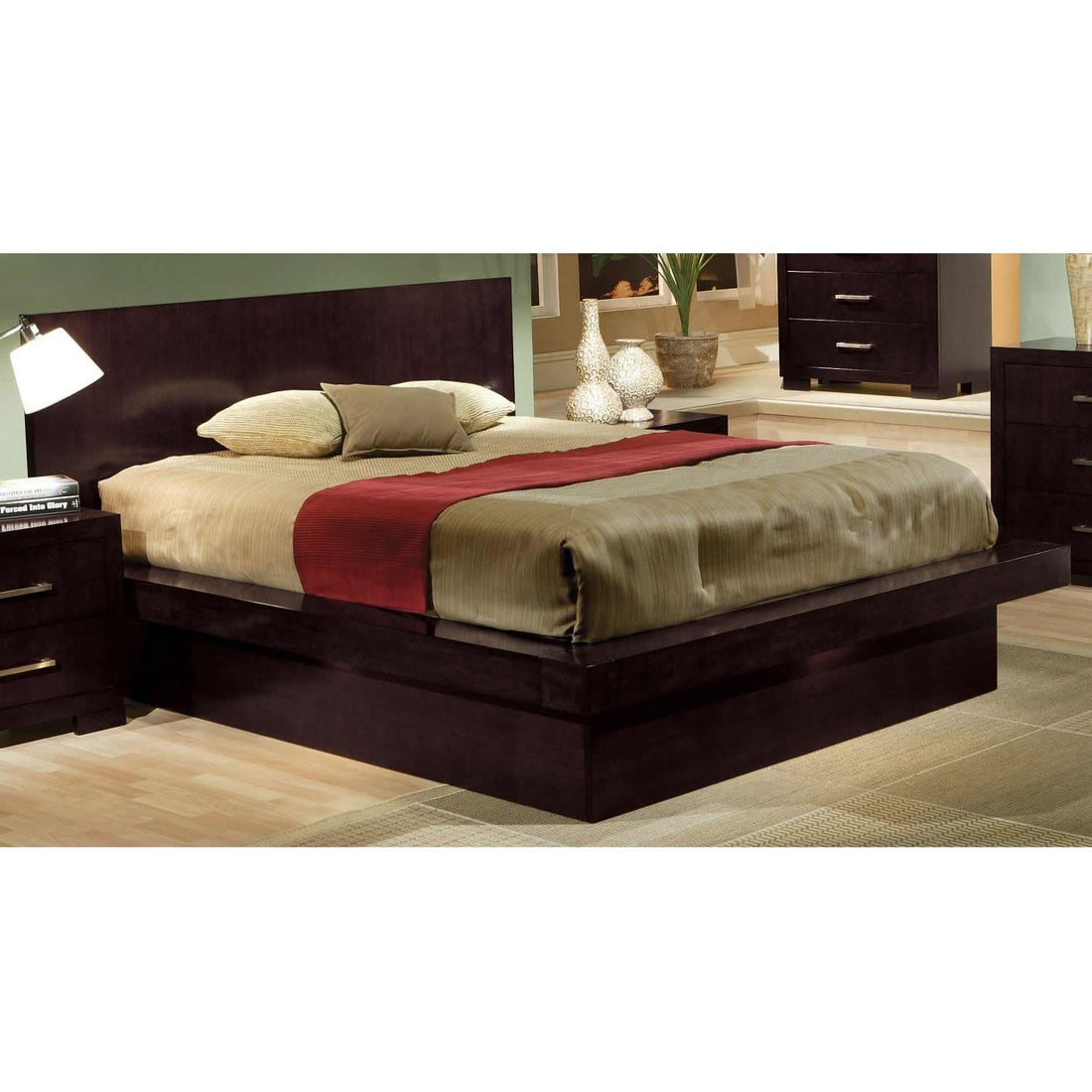  Size_King  -- Coaster Furniture Jessica Panel Bed IMAGE 1