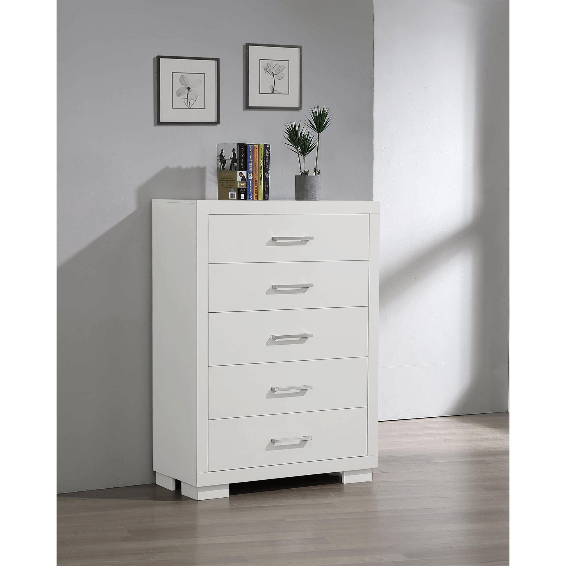  Coaster Furniture Jessica 202995 5-Drawer Bedroom Chest - Snow White IMAGE 9