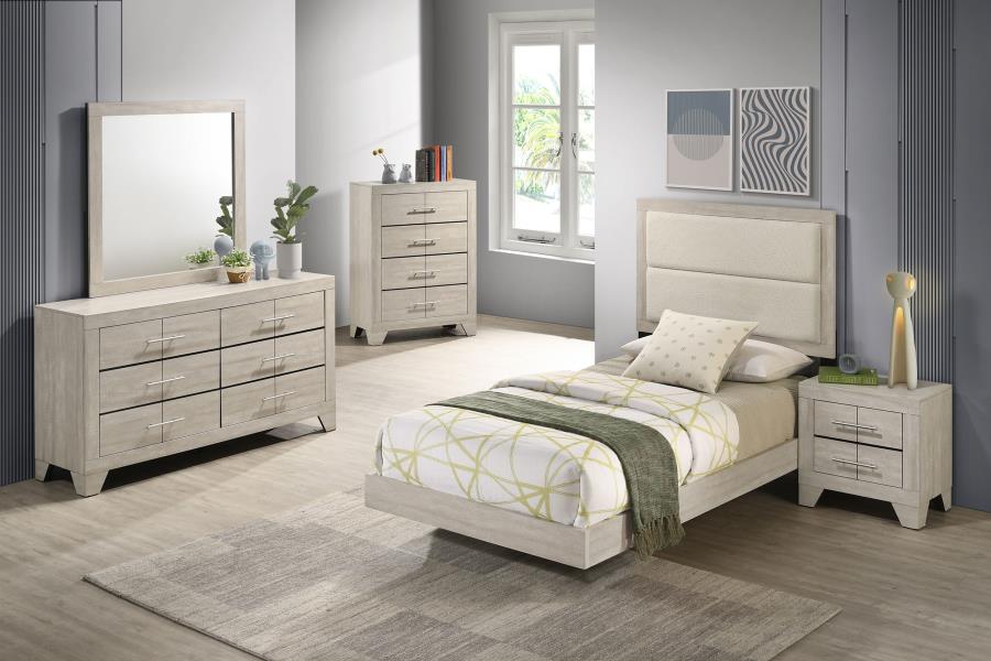 Trenton Rustic Cream 7-Piece Bedroom Set