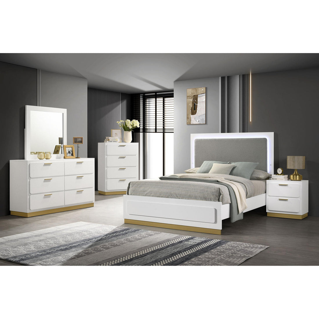  Coaster Furniture Caraway 224771Q-S5 7 pc Queen Panel Bedroom Set IMAGE 1