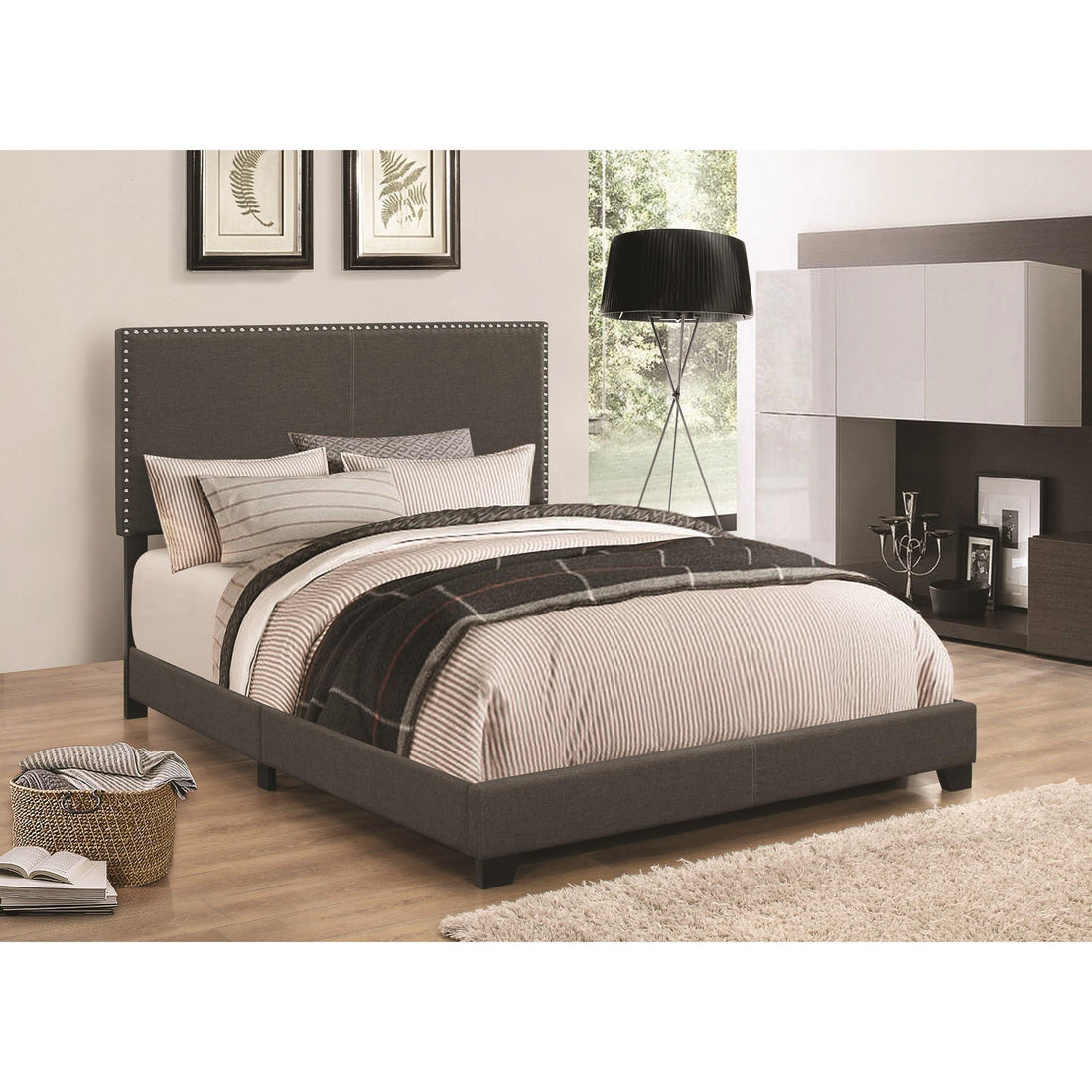  Size_King  -- Boyd Upholstered Panel Bed IMAGE 1
