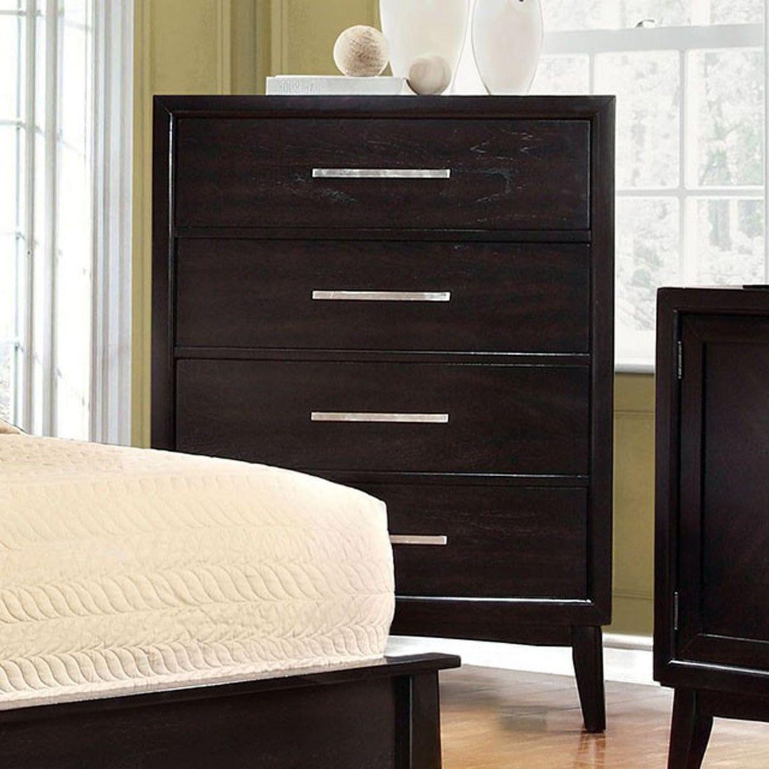  Furniture of America Snyder 5-Drawer Chest CM7792EX-C IMAGE 1