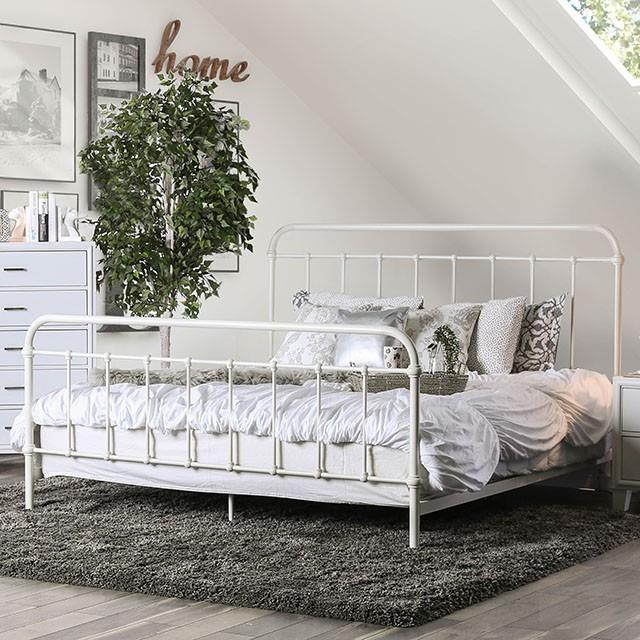  Color_Vintage White  Size_California King  -- Iria CM7701WH-CK California King Bed IMAGE 1