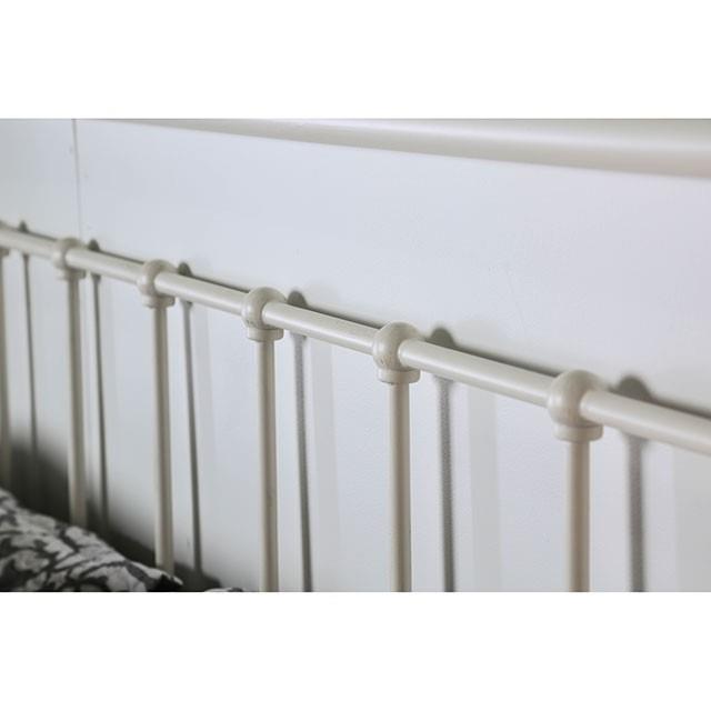  Color_Vintage White  Size_California King  -- Iria CM7701WH-CK California King Bed IMAGE 4