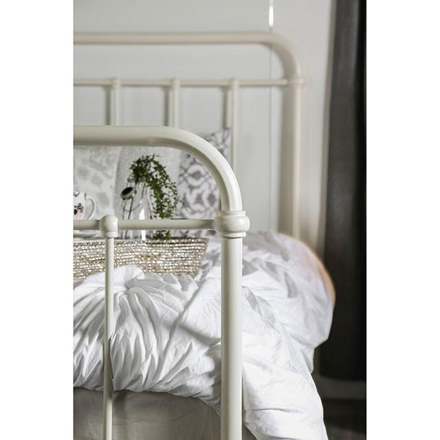  Color_Vintage White  Size_California King  -- Iria CM7701WH-CK California King Bed IMAGE 7