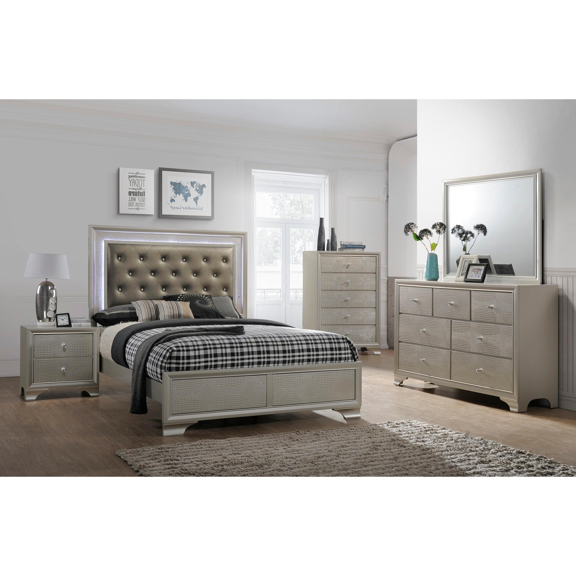  Crown Mark Lyssa Dresser Mirror B4300-11 IMAGE 4