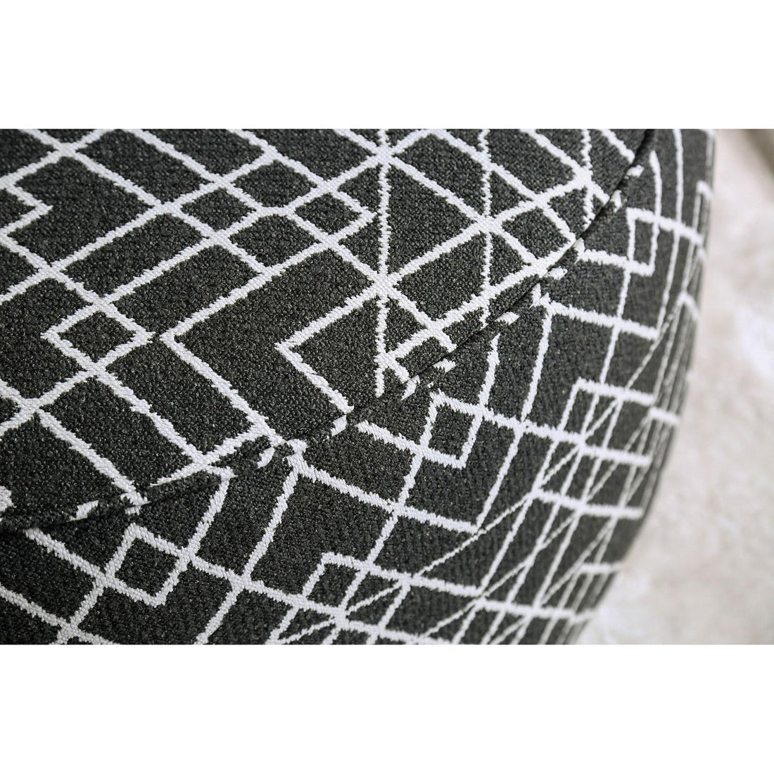  Furniture of America Patricia Fabric Ottoman SM8171-OT IMAGE 1