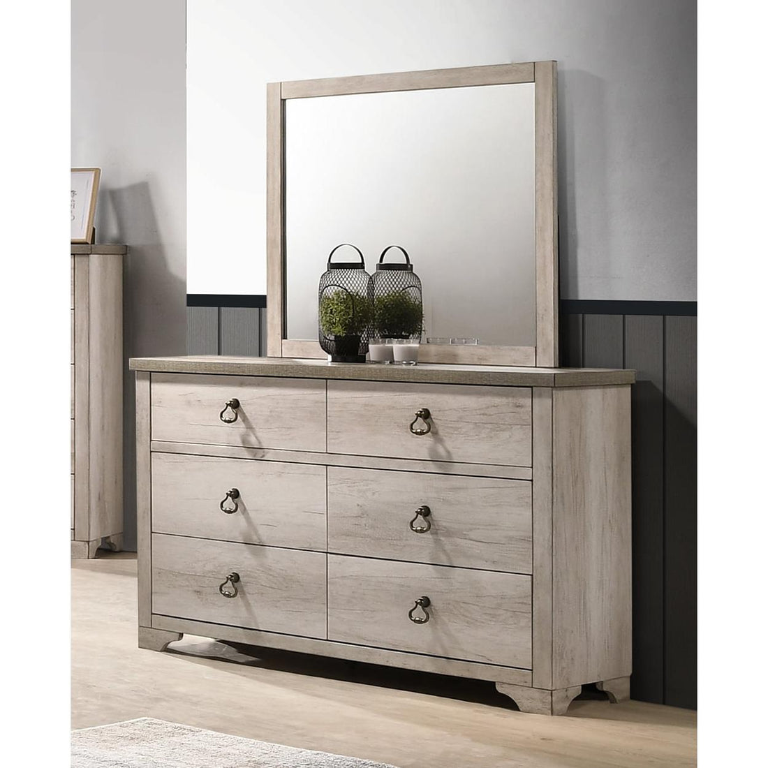  Crown Mark Patterson Dresser Mirror B3050-11 IMAGE 1