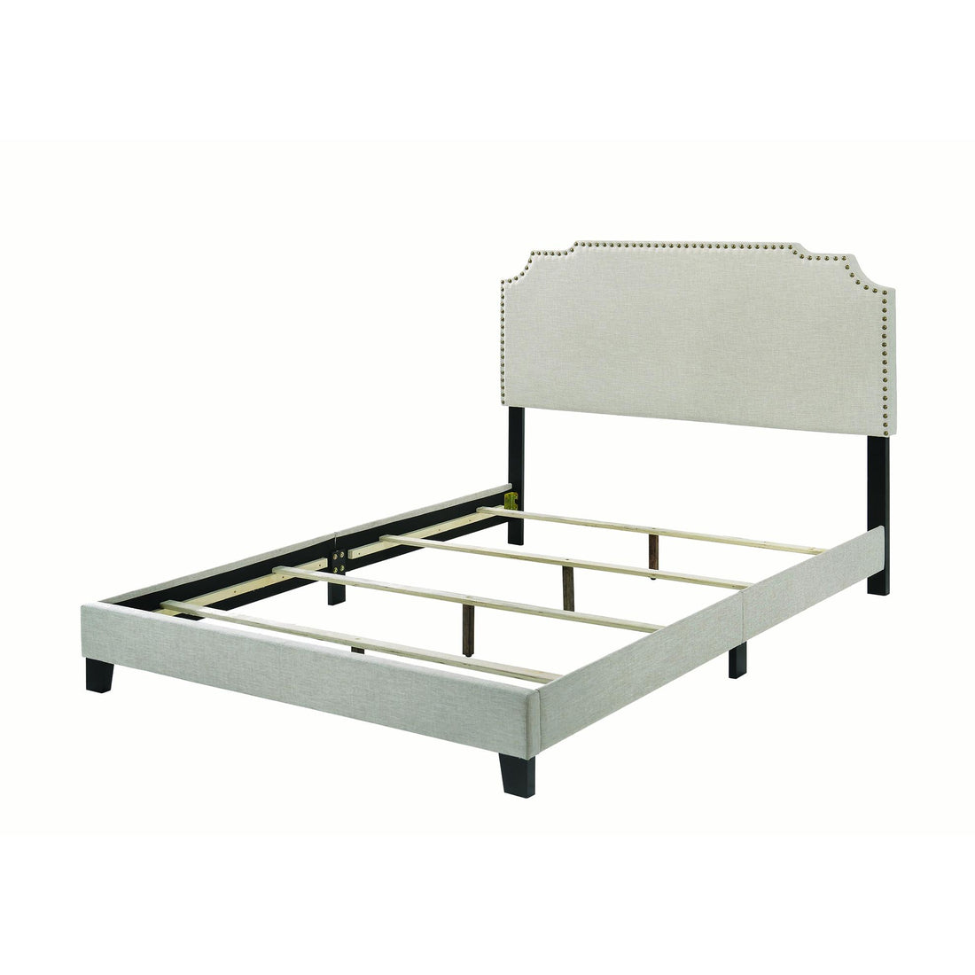  Size_King  -- Coaster Furniture Tamarac Upholstered Panel Bed IMAGE 1