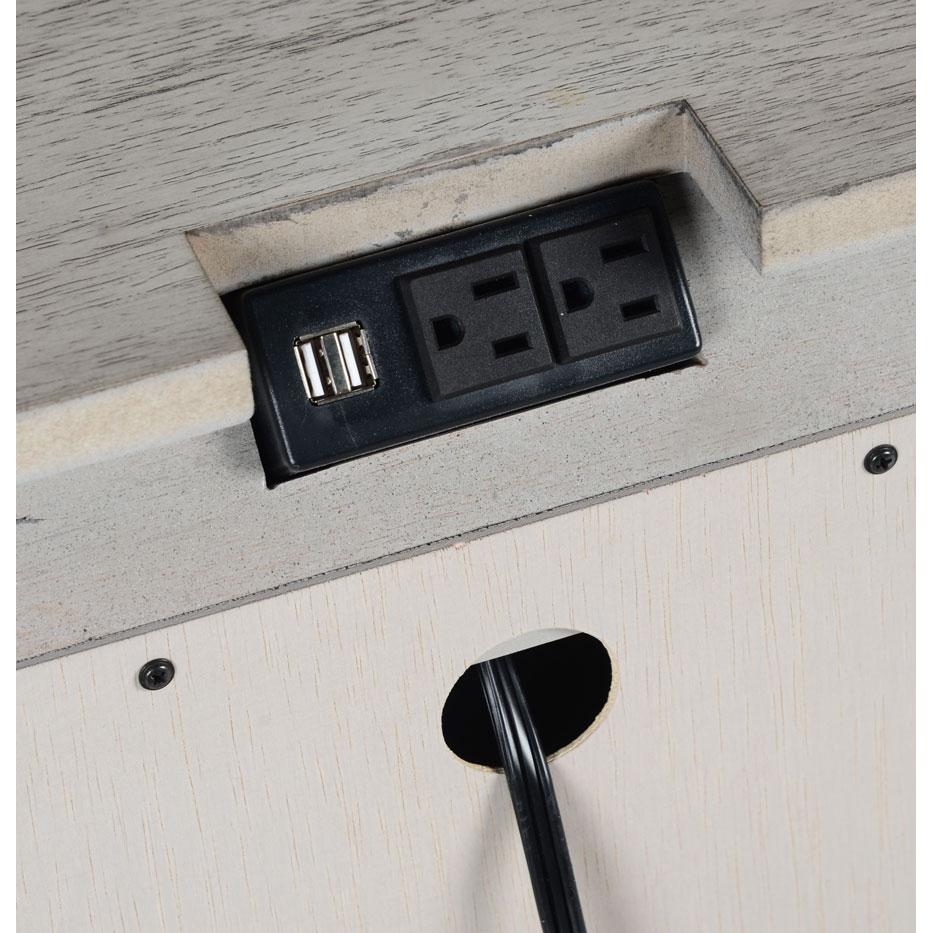  Steve Silver Furniture Highland Park 3-Drawer Nightstand HP900NSW IMAGE 1