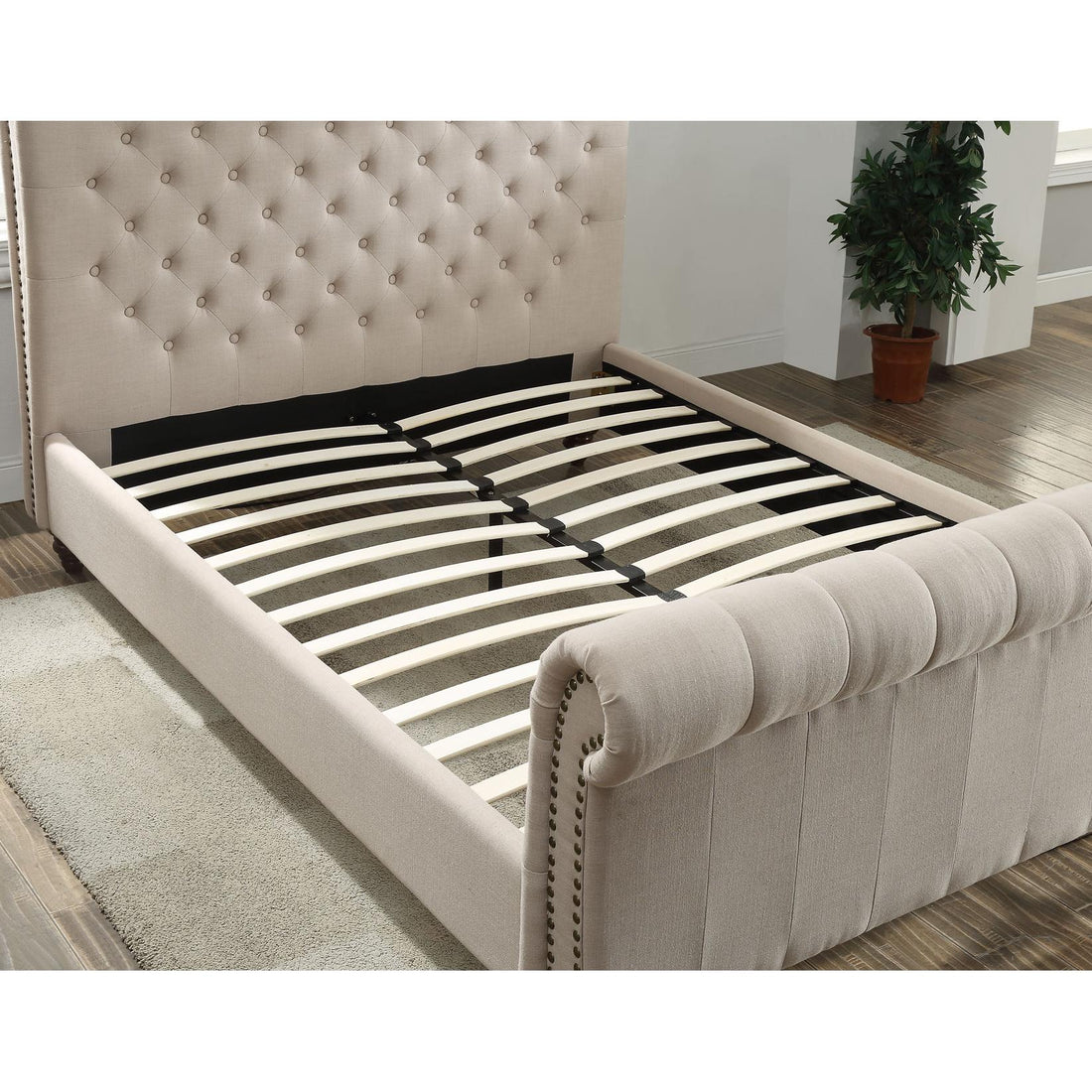  Steve Silver Furniture Swanson SS100QBEDS Queen Platform Bed - Sand IMAGE 1