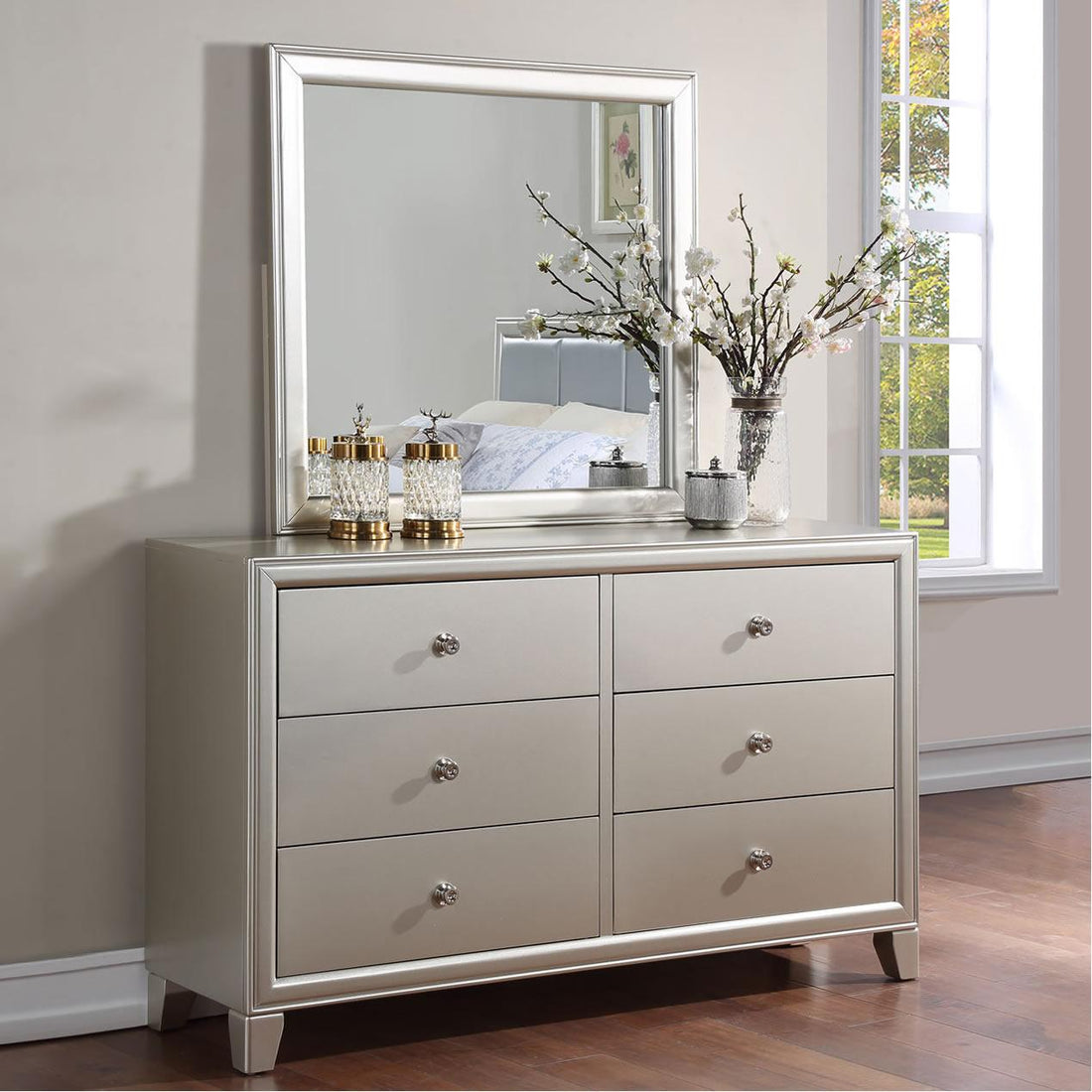  Steve Silver Furniture Omni OM900 Dresser and Mirror Set IMAGE 1