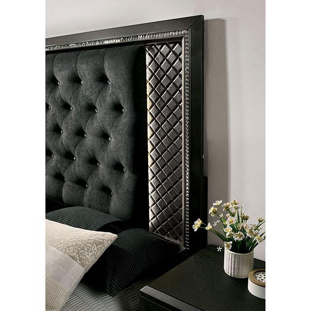  Size_California King  -- Demetria Upholstered Panel Bed IMAGE 3