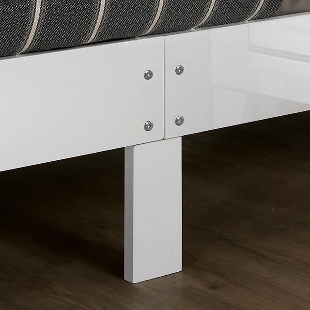  Color_White  Size_California King  -- Magdeburg FOA7038WH-CK Cal.King Bed IMAGE 5