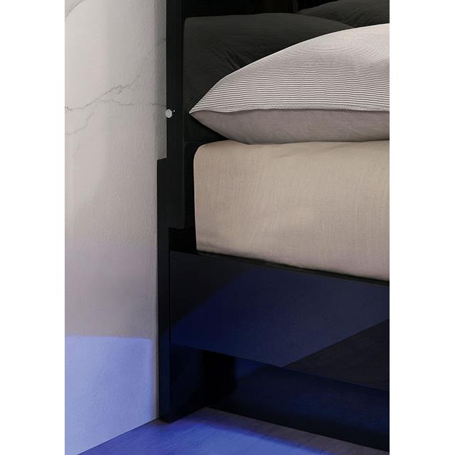  Color_Black/chrome  Size_Queen  -- Erlach FOA7189BK-Q-BED Queen Bed IMAGE 3