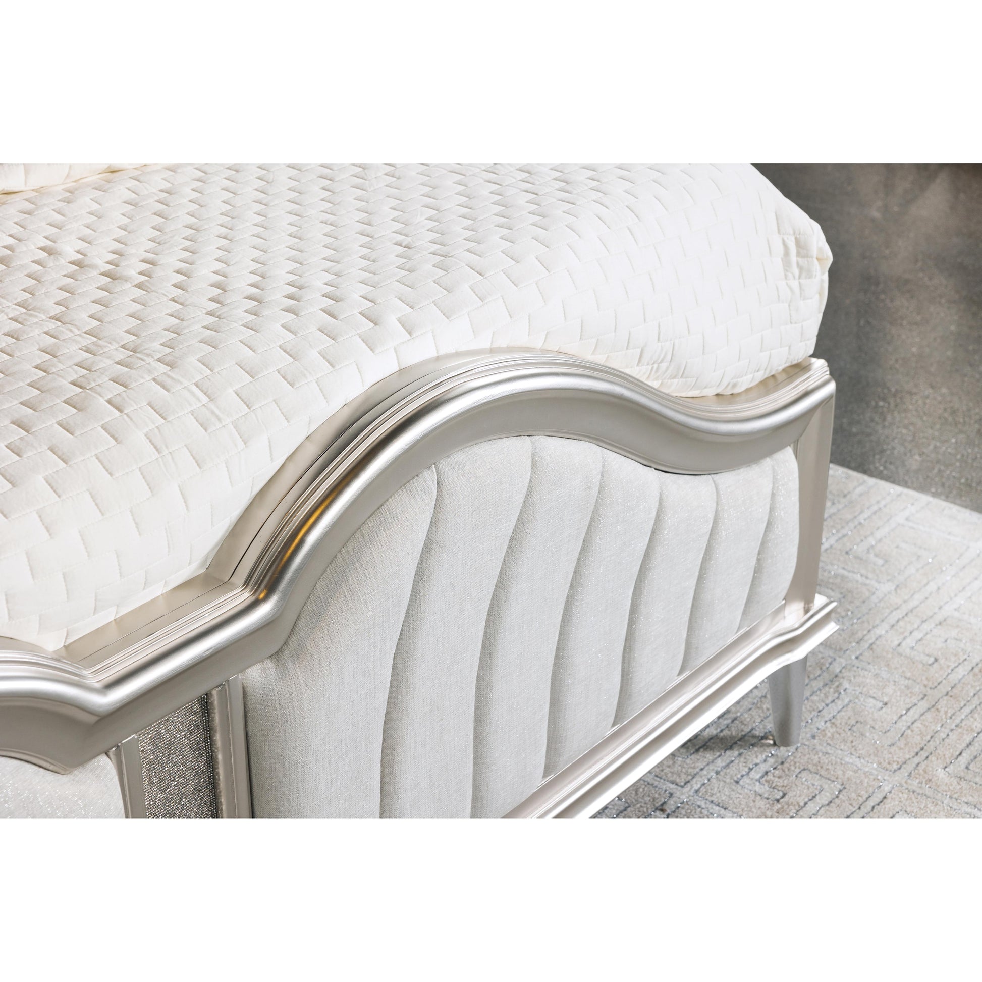  Size_Queen  -- Evangeline 223391Q Wood Queen LED Panel Bed - Silver Oak IMAGE 10