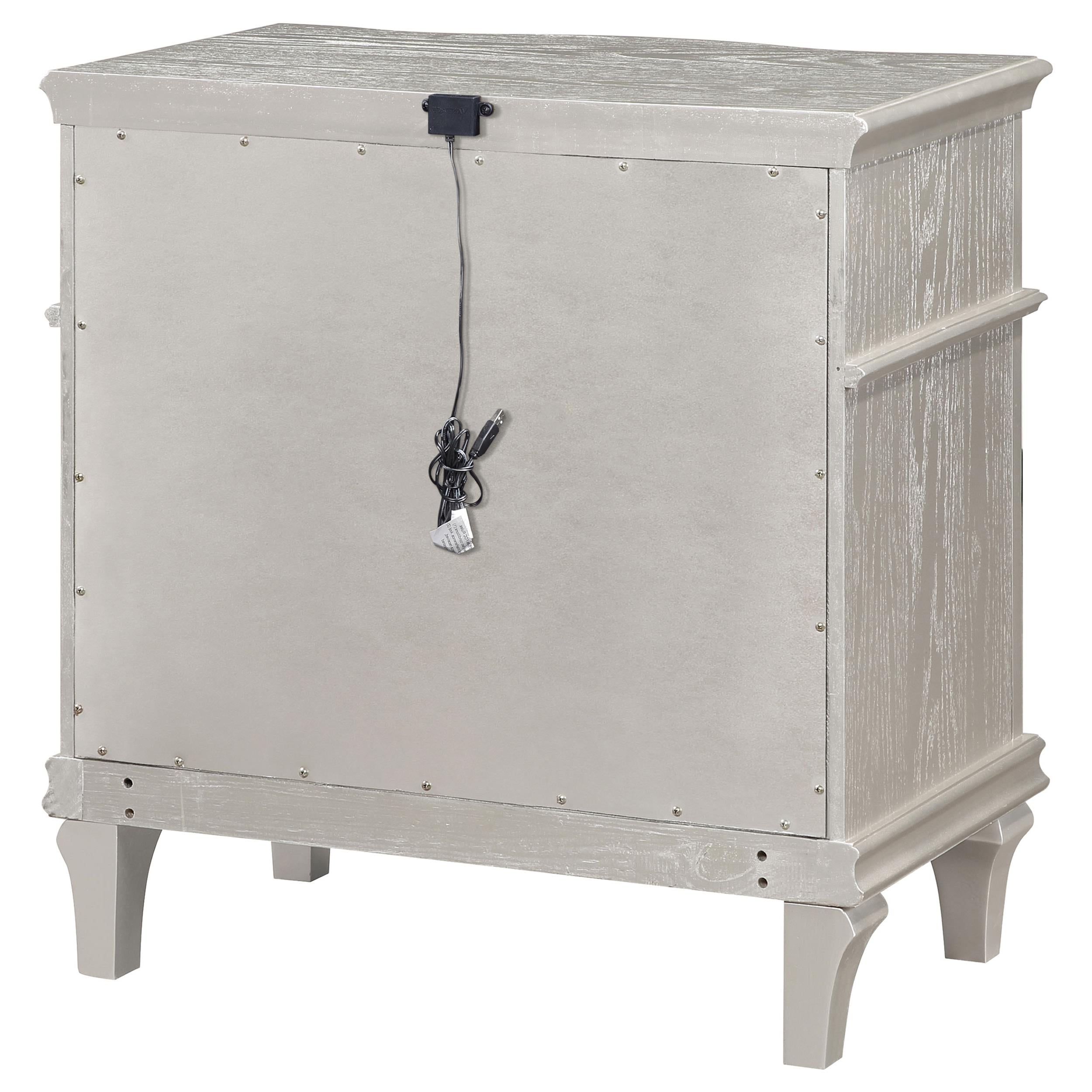  Coaster Furniture Evangeline 223392 3-Drawer Nightstand - Silver Oak IMAGE 7