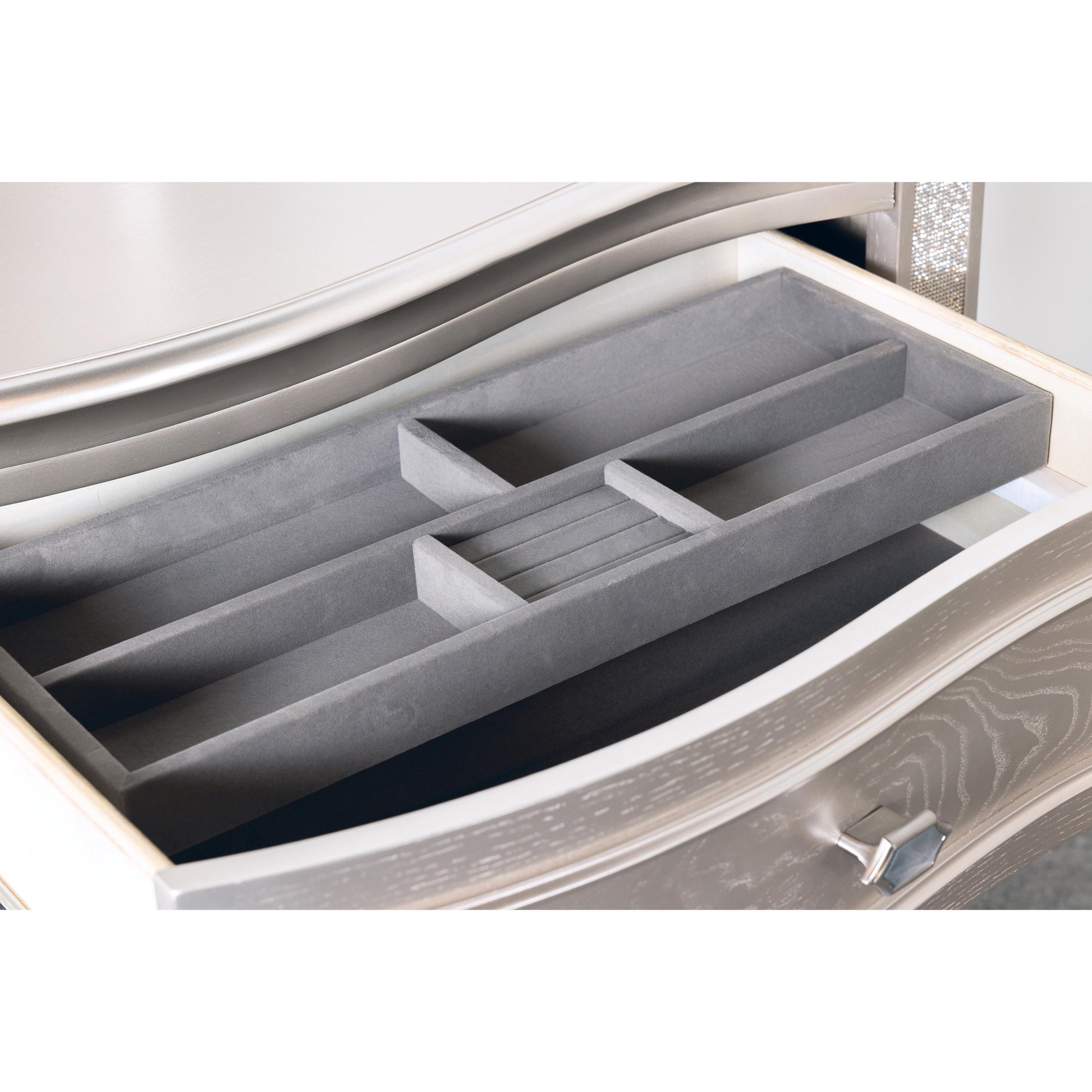  Coaster Furniture Evangeline 223393 9-Drawer Dresser - Silver Oak IMAGE 10