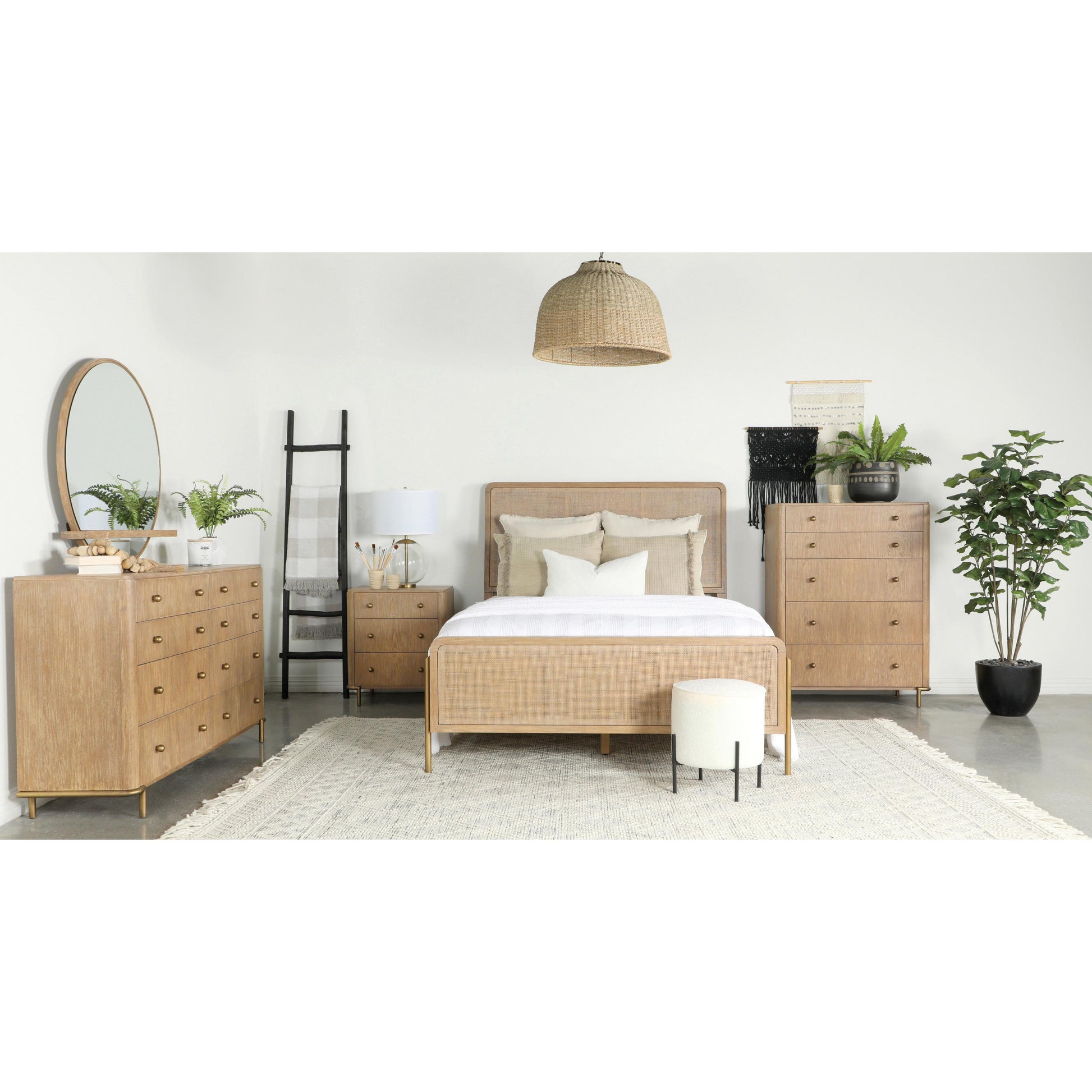  Size_Queen  -- Arini 224300Q Rattan Queen Panel Bed - Sand Wash and Natural Cane IMAGE 2