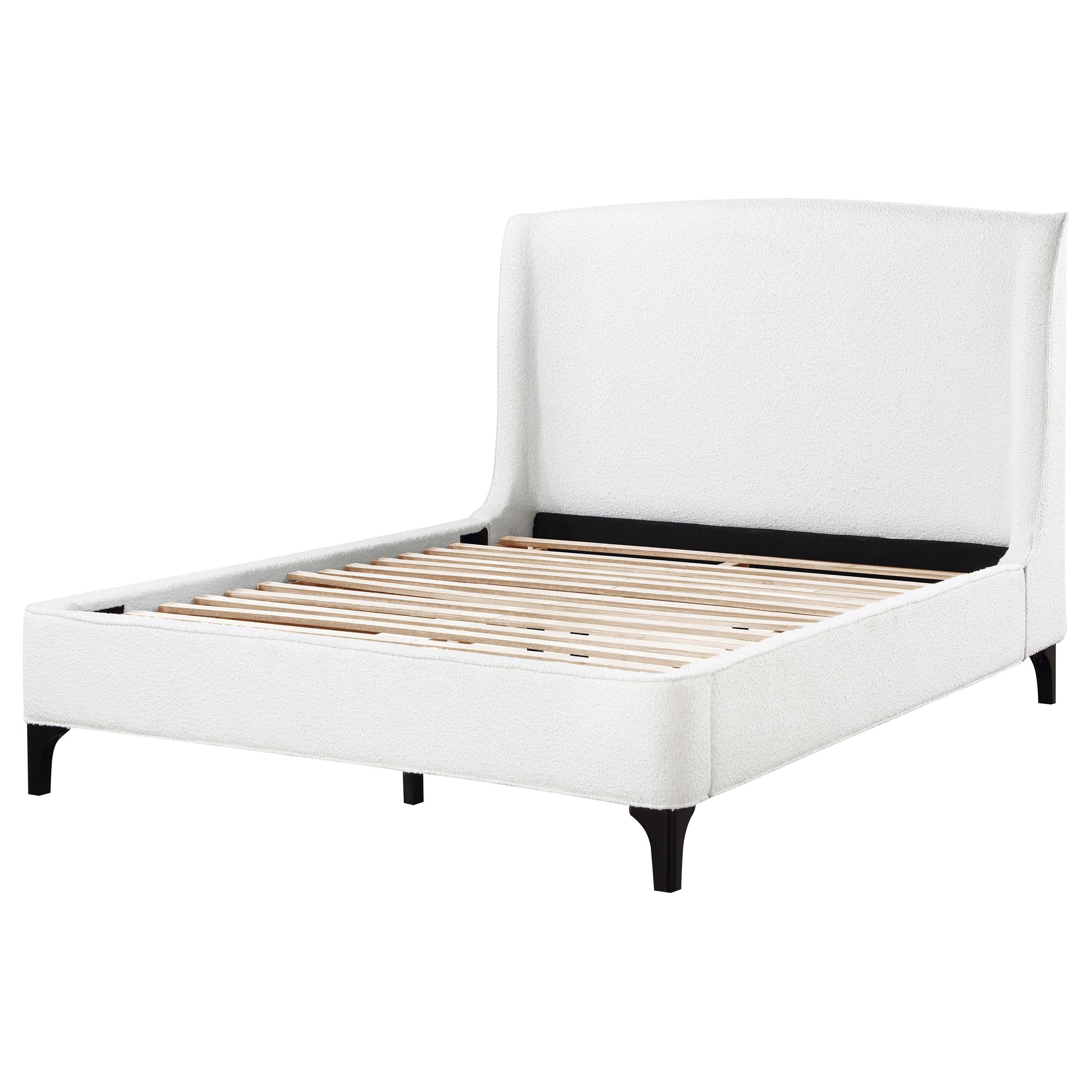  Size_King  -- Coaster Furniture Mosby Upholstered Panel Bed IMAGE 4