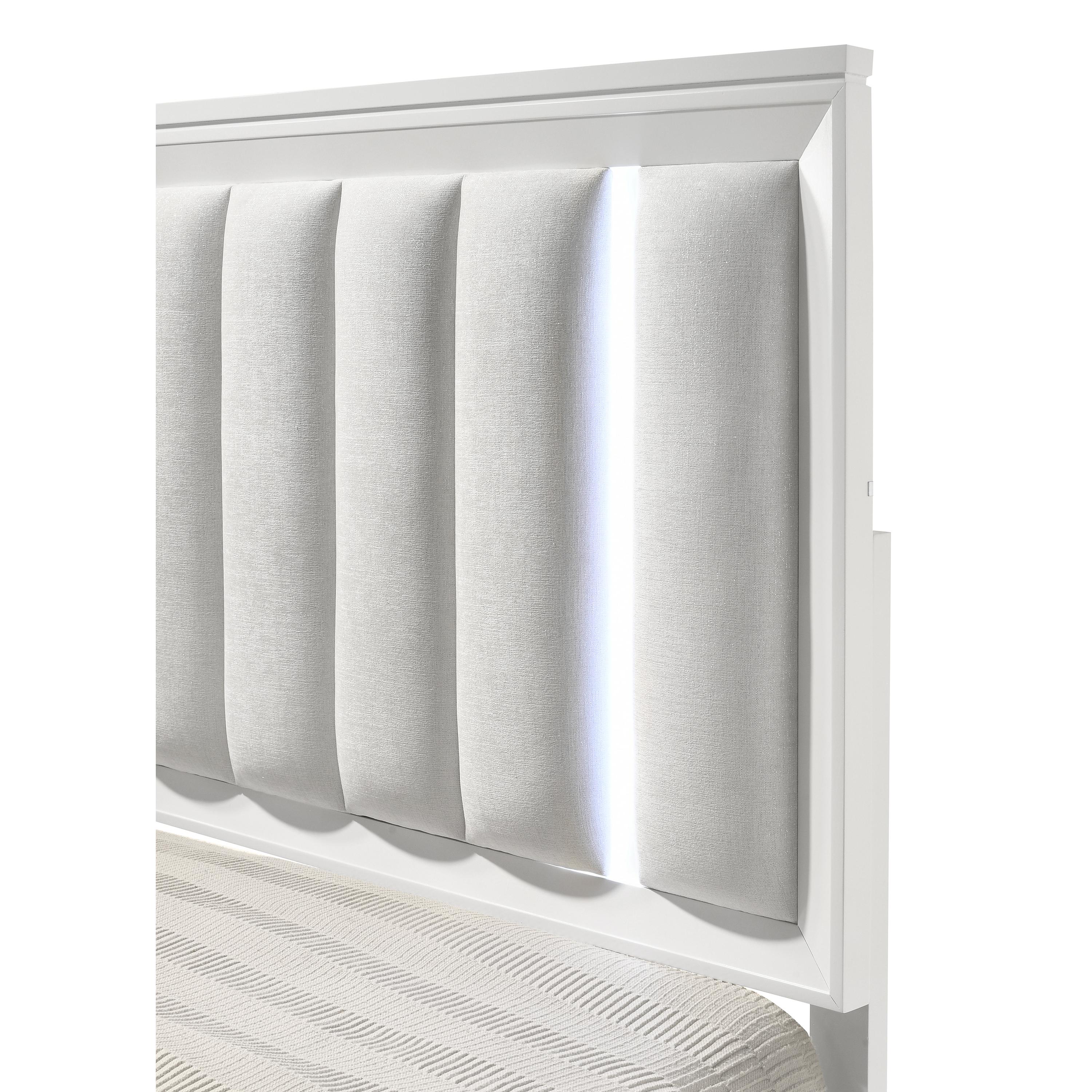  Size_King  -- Cressida Panel Bed IMAGE 5