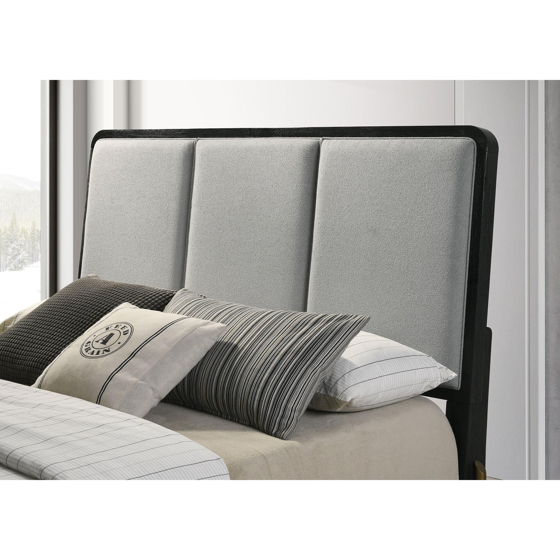  Size_King  -- Arini Upholstered Panel Bed IMAGE 6