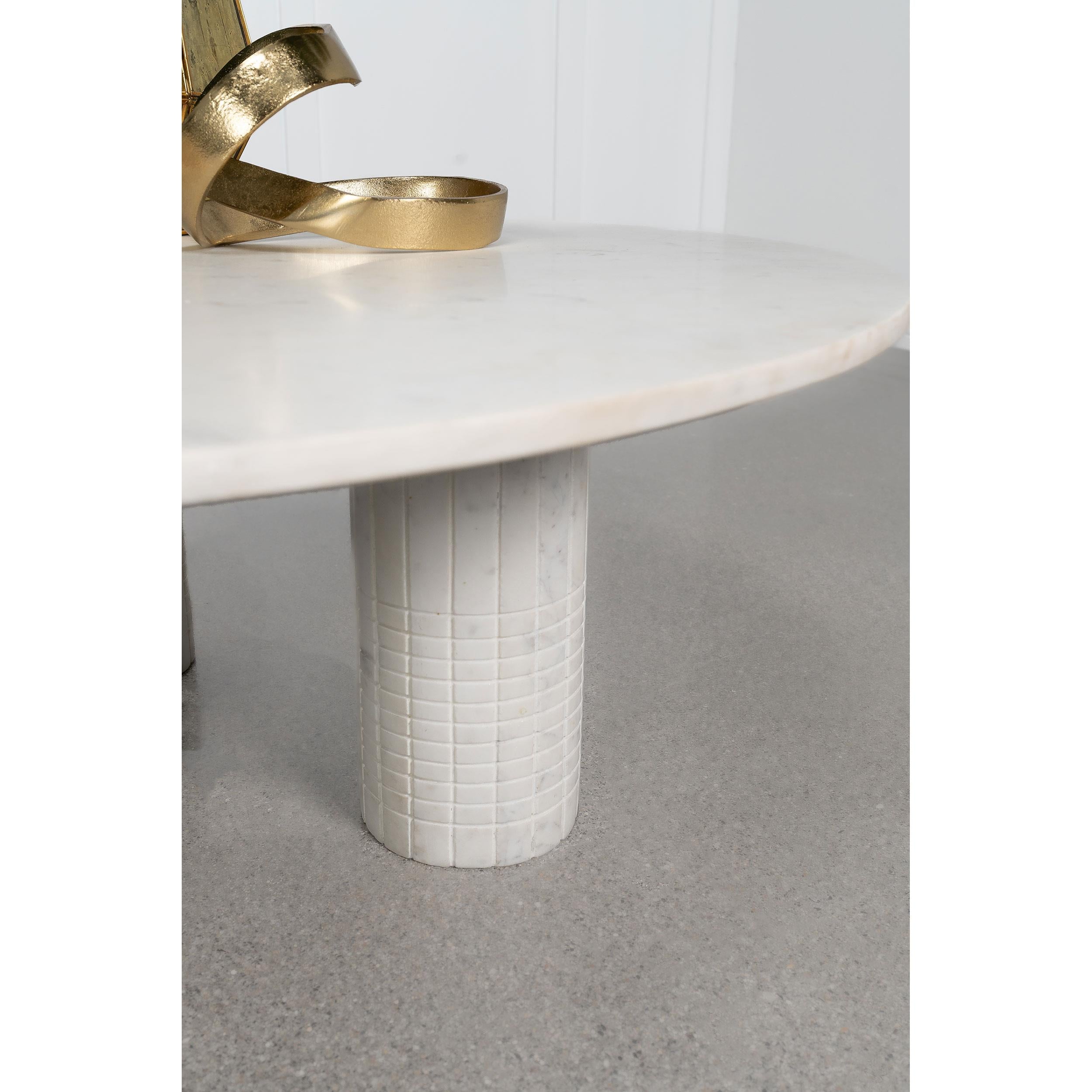  Coaster Furniture Astoria 709668 Round Genuine Marble Coffee Table - White IMAGE 5