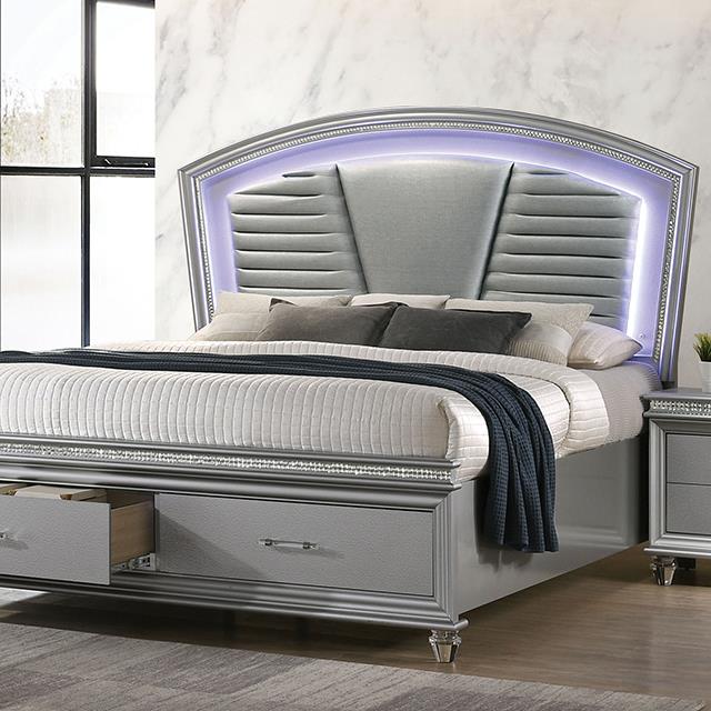  Color_Silver  Size_Queen  -- Maddie CM7899SV-Q Queen Bed IMAGE 1