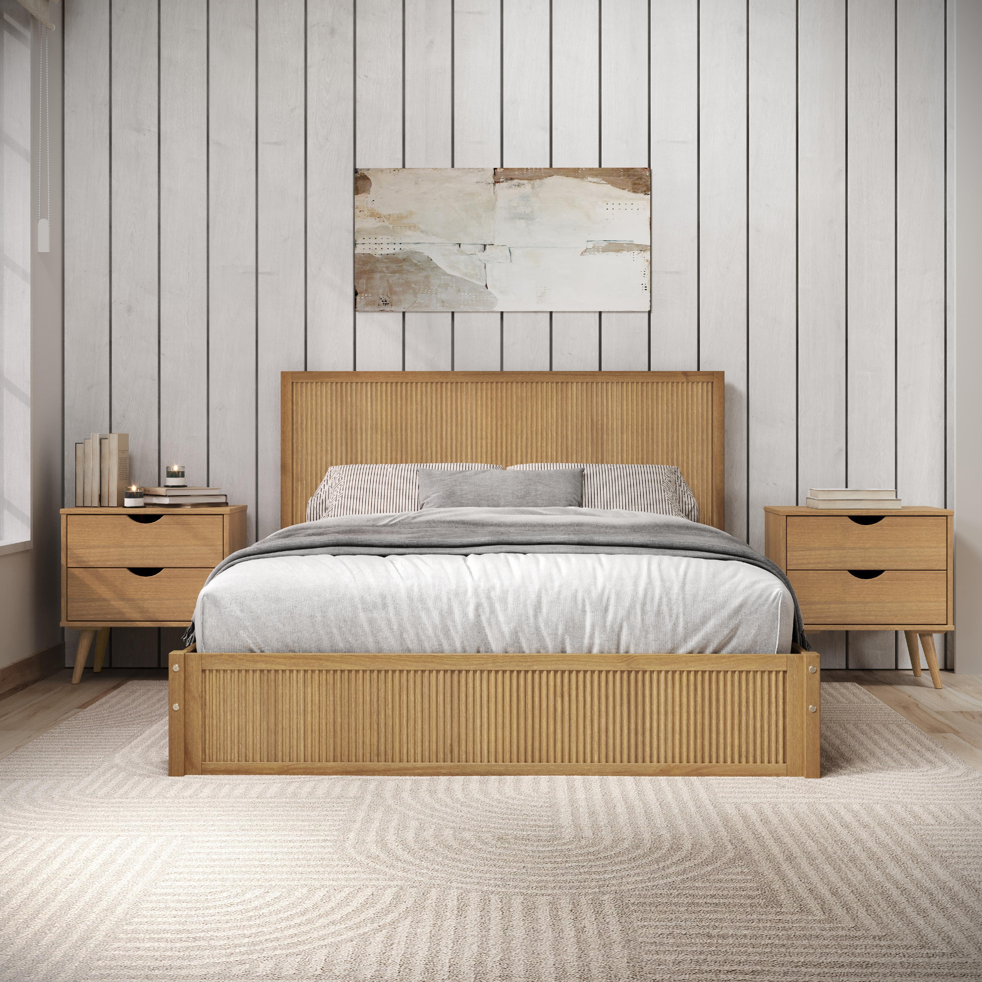  Donco Trading Company Metropolitan 2581-QUO Queen Platform Bed - Urban Oak IMAGE 3