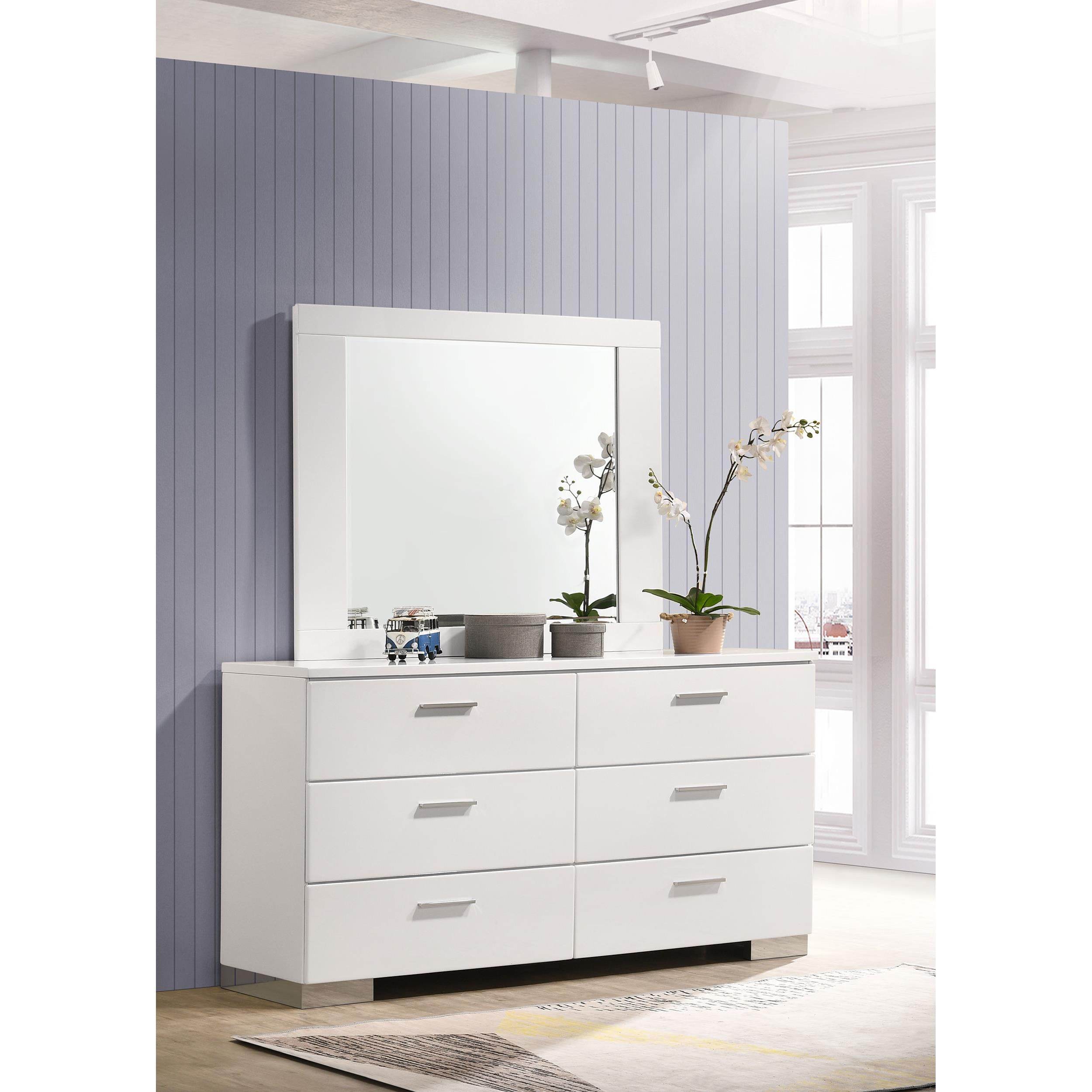  Coaster Furniture Felicity 203503M 6-Drawer Wood Dresser with Mirror - White High Gloss IMAGE 9