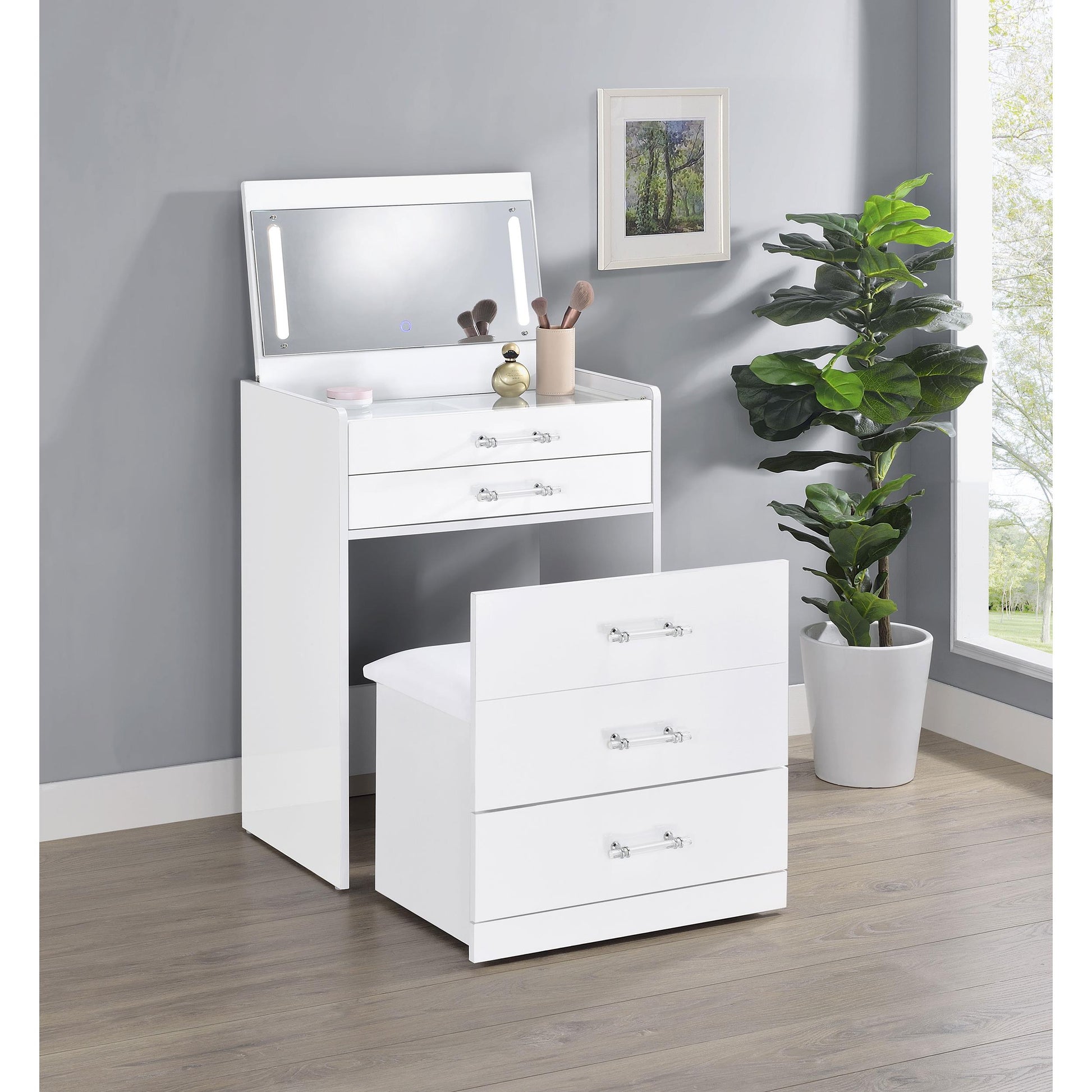  Coaster Furniture Danbury 930208 3-Drawer Makeup Vanity & Stool - Set White High Gloss IMAGE 16