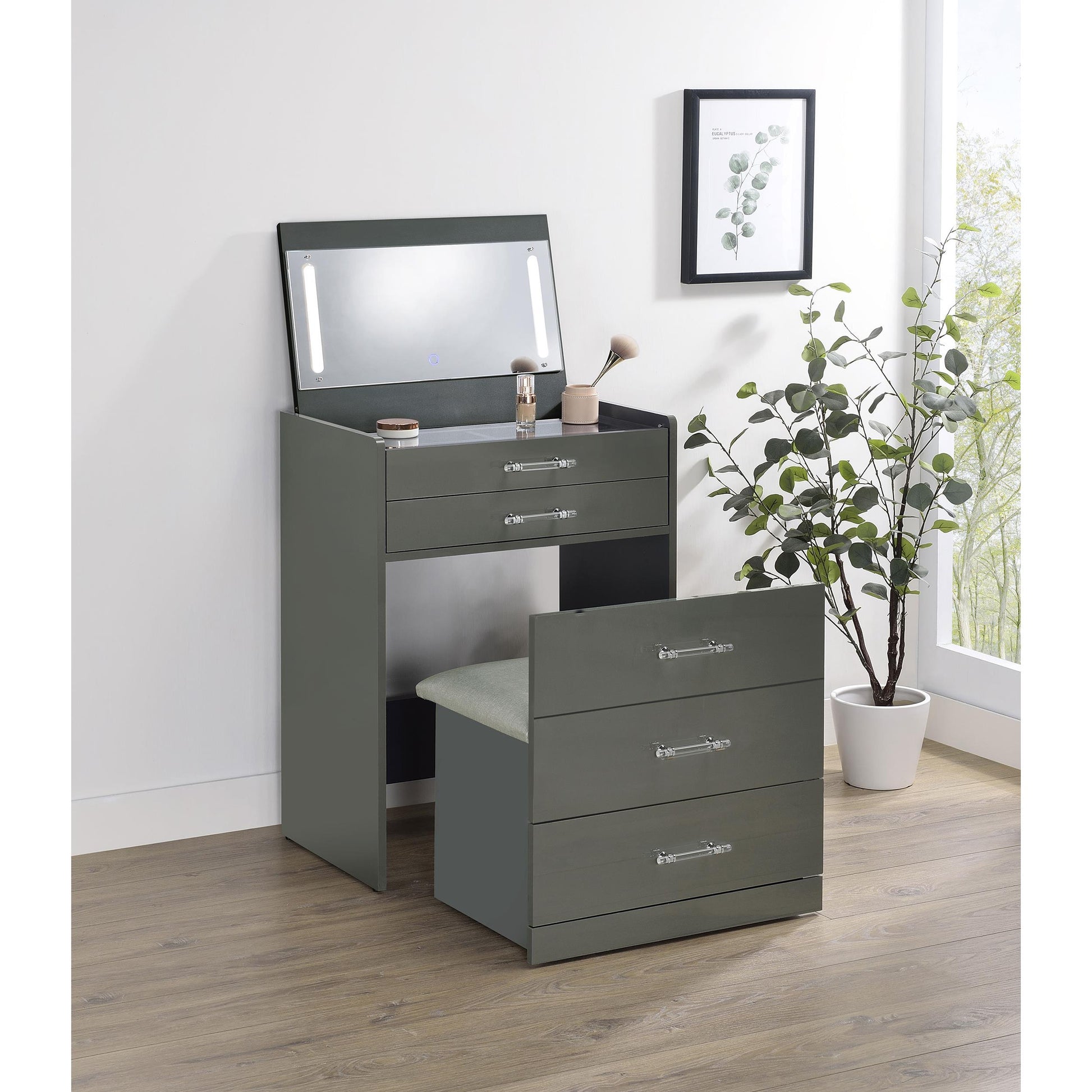  Coaster Furniture Danbury 930210 3-Drawer Makeup Vanity & Stool - Set Grey High Gloss IMAGE 16