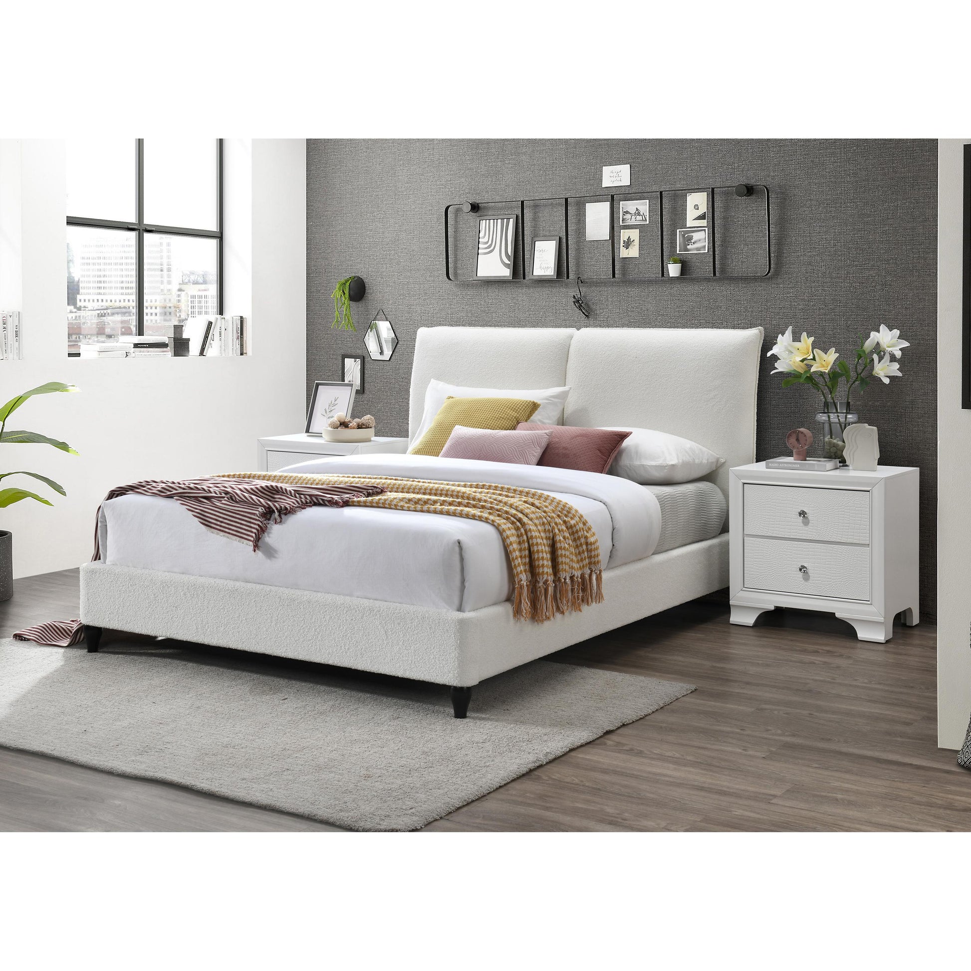  Crown Mark Jenn 5106-Q Queen Bed IMAGE 4
