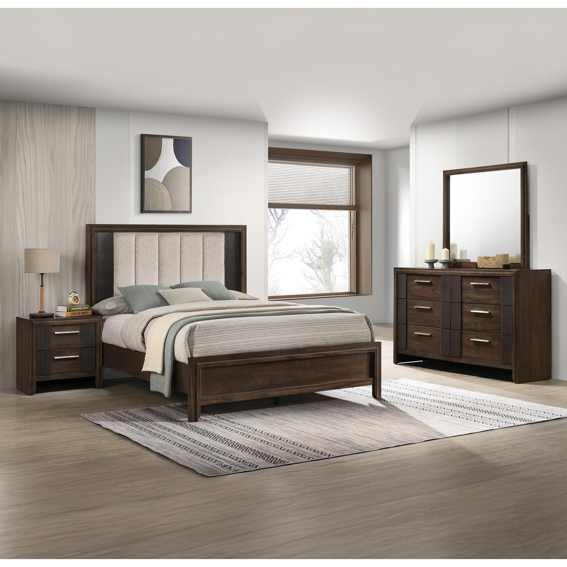  Size_King  -- Crown Mark Carlton Upholstered Panel Bed IMAGE 4