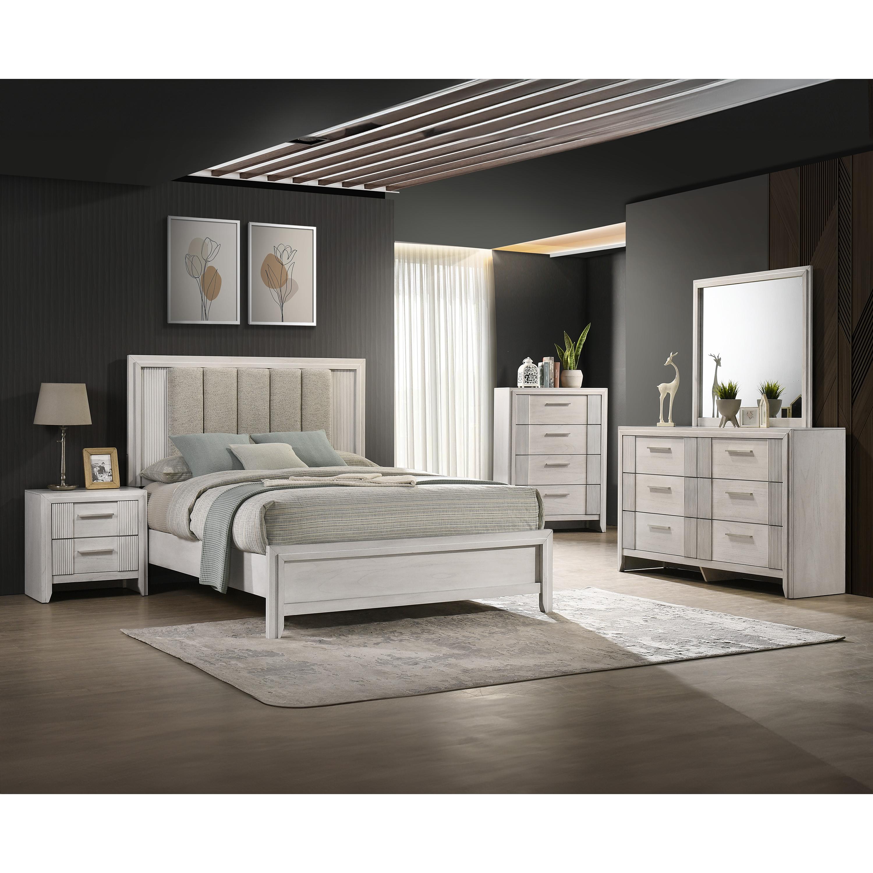  Size_King  -- Crown Mark Carlton Upholstered Panel Bed IMAGE 3