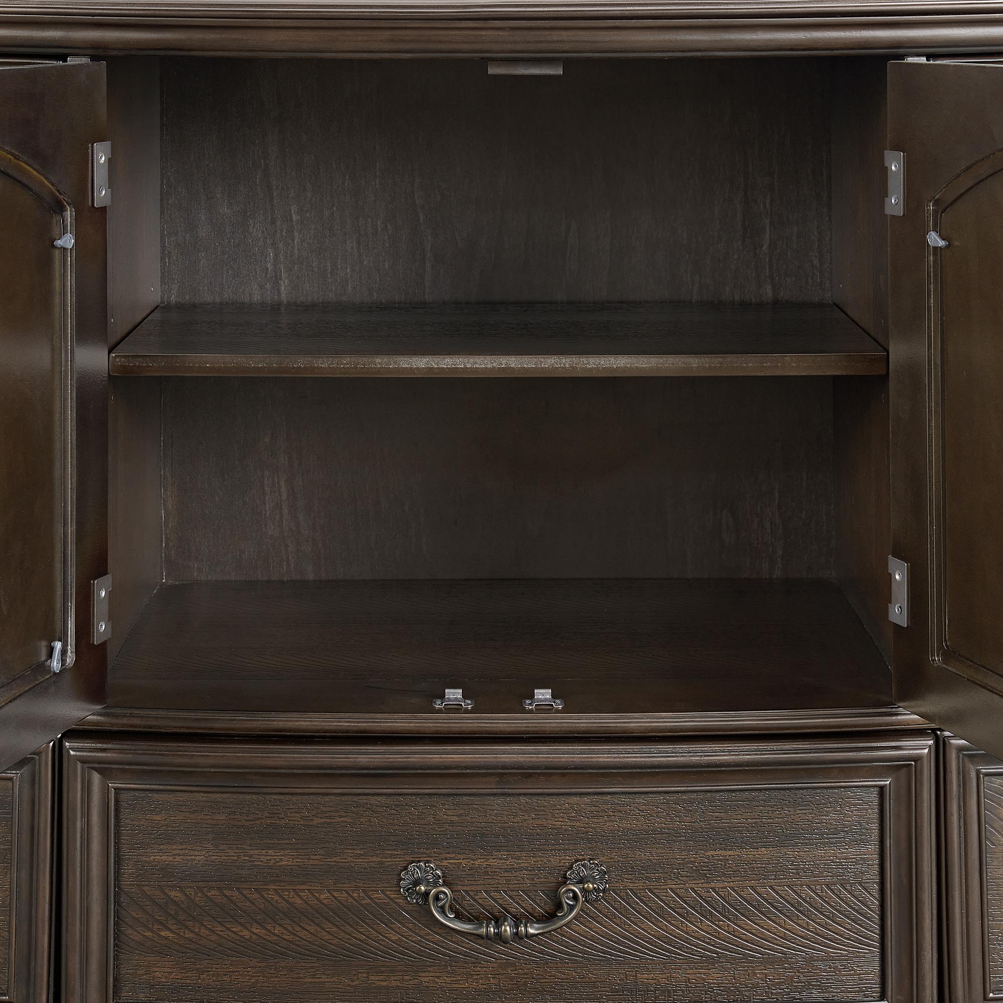  Elements International Brunswick B-13070-5-DR 7-Drawer Dresser IMAGE 8