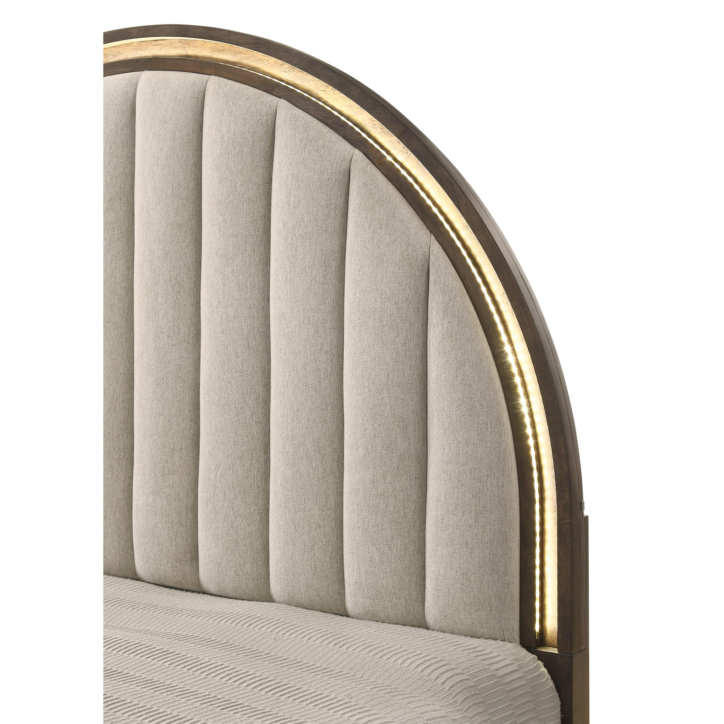  Size_King  -- Crown Mark Noreen Upholstered Panel Bed IMAGE 5