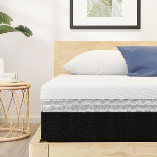  Furniture of America Verbena DM2122-EK 12" King Hybrid Pocket Coil Mattress IMAGE 2