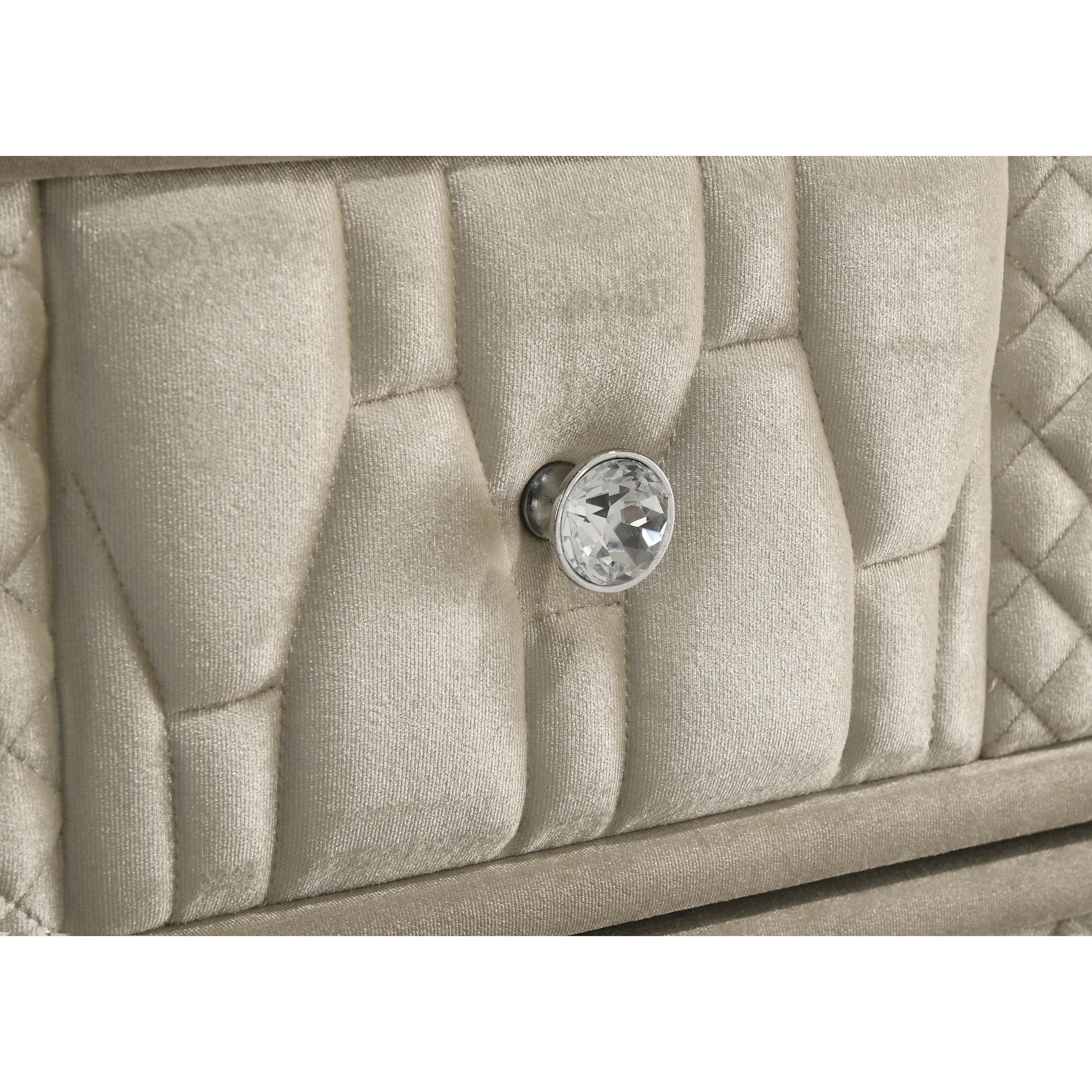  Coaster Furniture Lorient 222663 8-drawer LED Bedroom Dresser Cabinet - Ivory/Camel IMAGE 4
