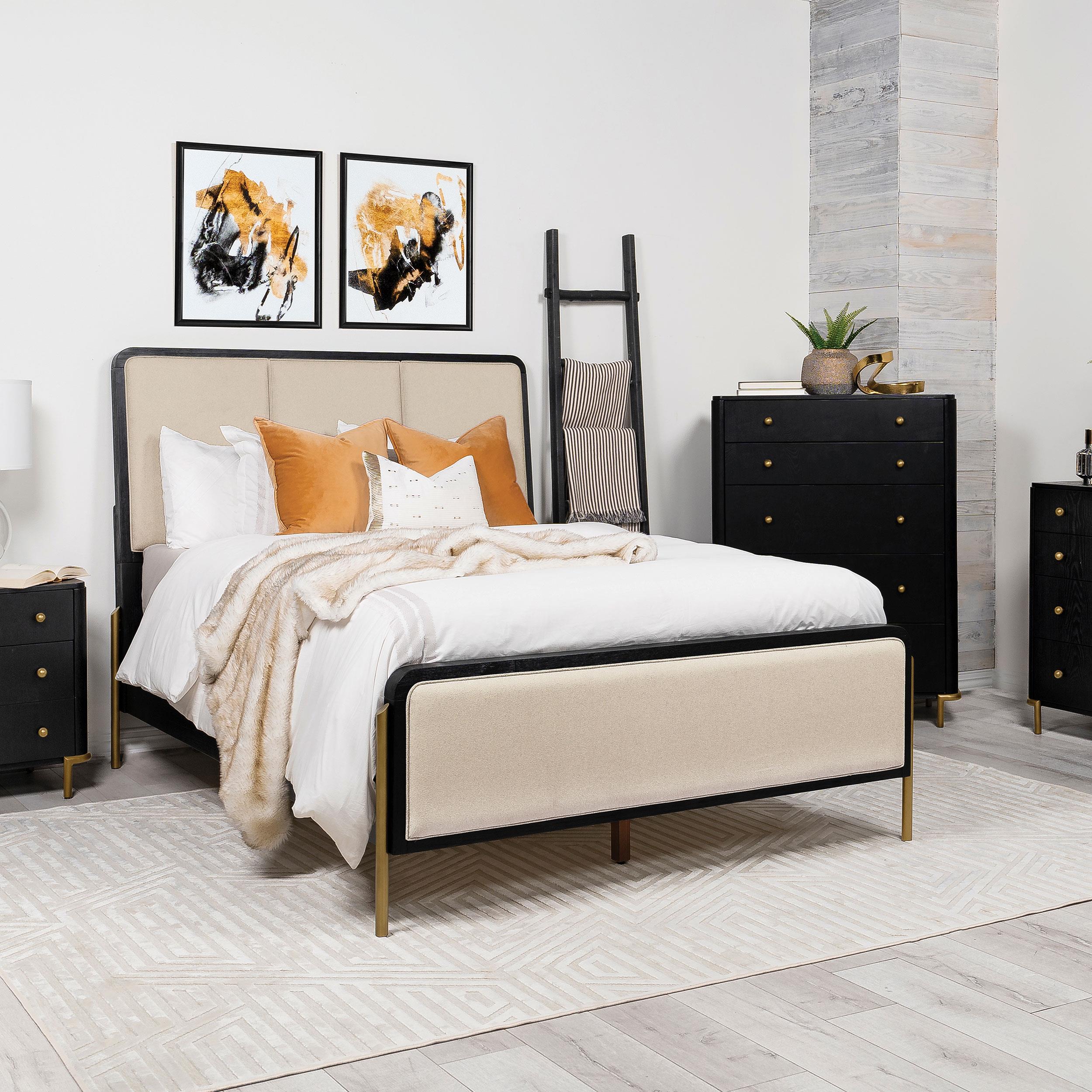  Coaster Furniture Arini 224331KECRM 56-inch Eastern King Panel Bed - Cream/Black IMAGE 2