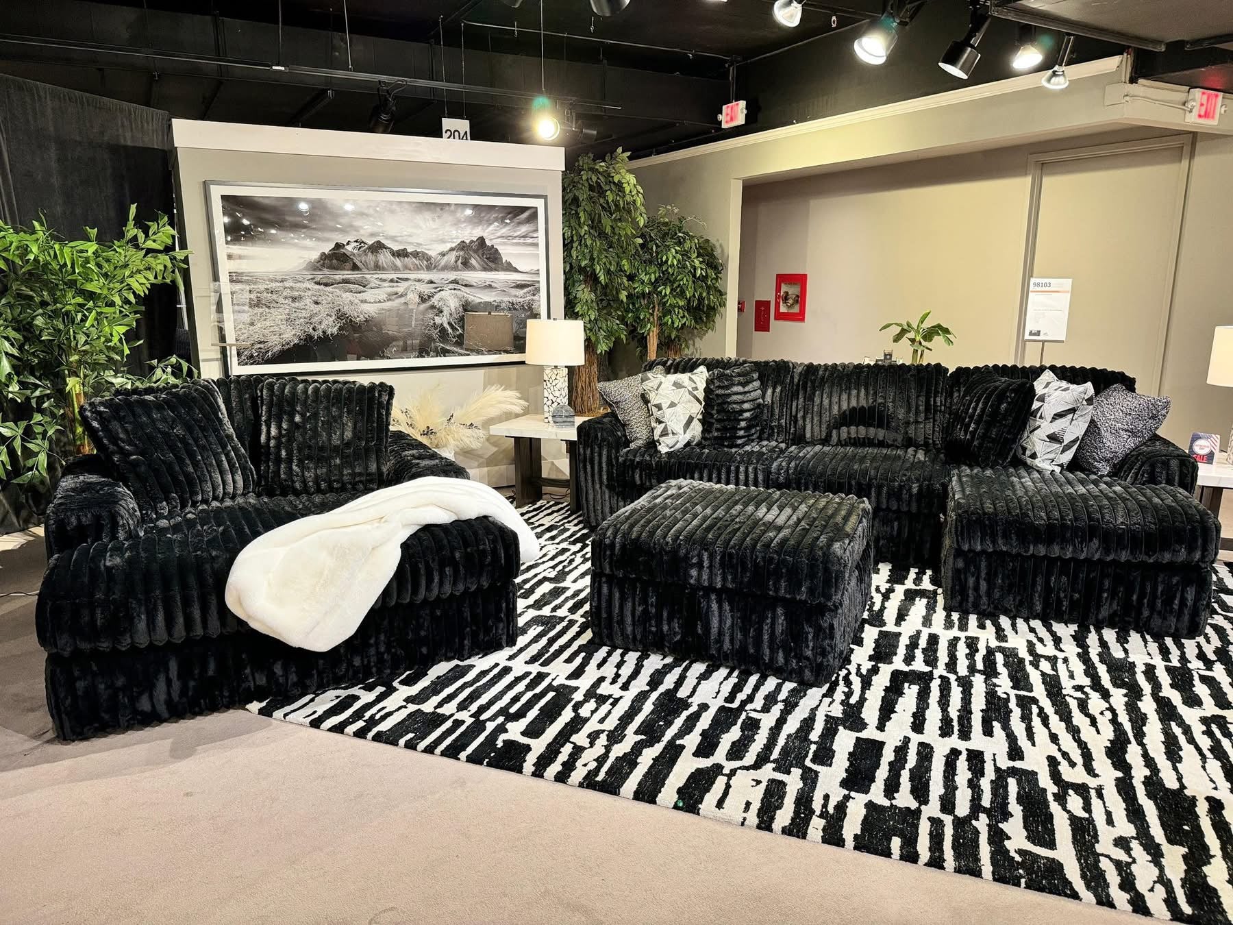 slider image 1621243260e1af0c20-0